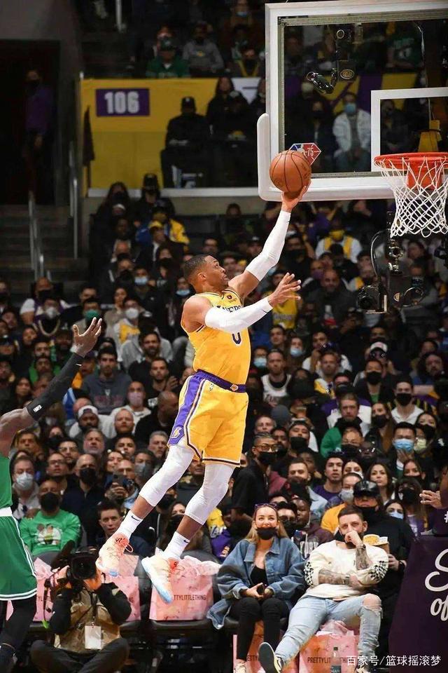 开云官网-足总杯赛前再迎强敌，夏洛特黄蜂再遭质疑，主帅态度——质疑声仍在，资深球员宣示担当的简单介绍