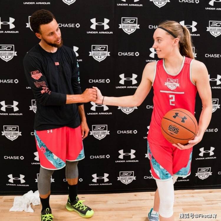 开云官网-勒沃库森训练开放日；窗口期内部沟通引欢呼；荷甲在即；年轻球员得到机会的简单介绍