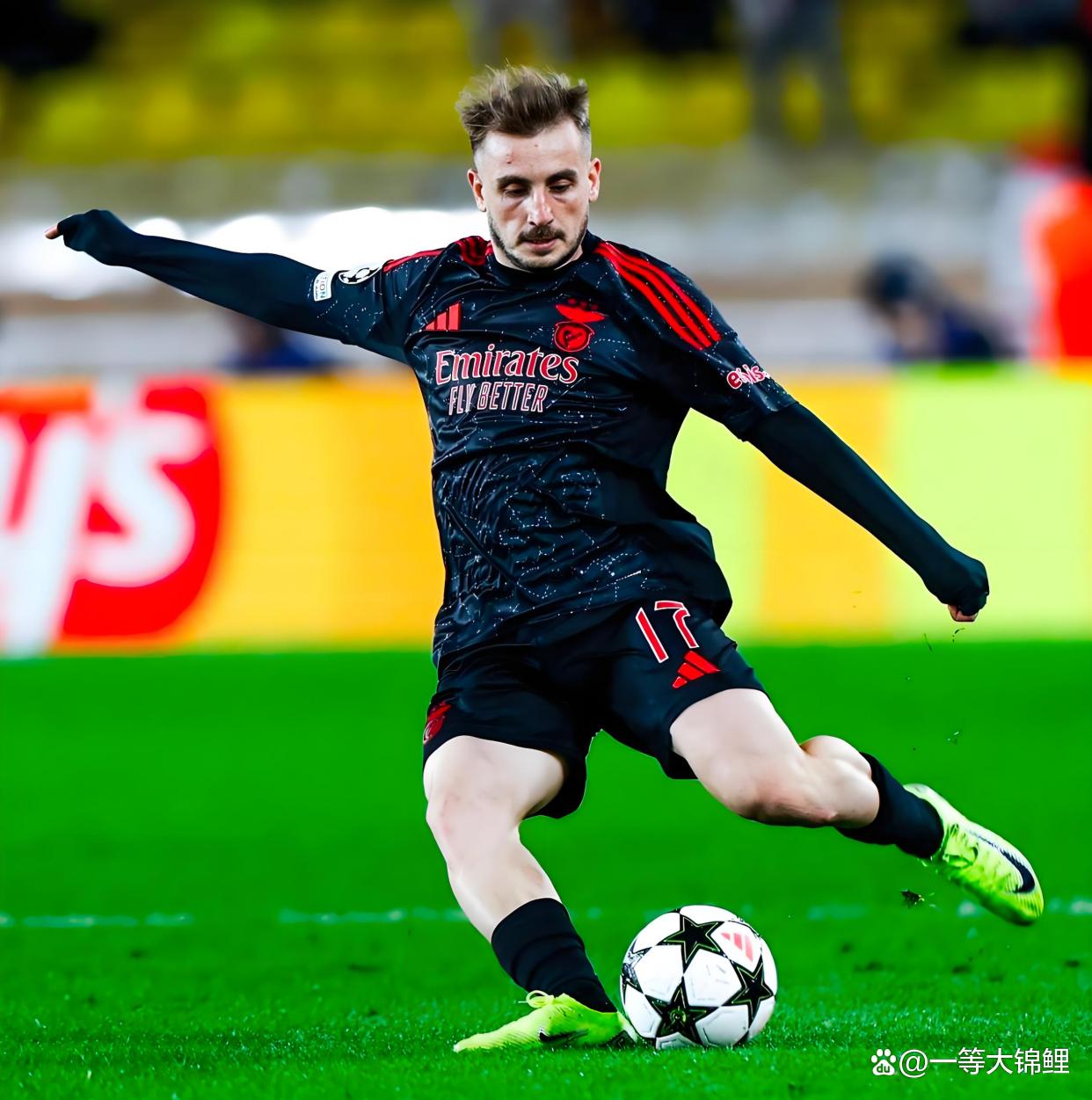 开云-里程碑夜！费耶诺德绝杀压哨，葡超转会期刷纪录，球迷炸锅，控场能力受关注的简单介绍