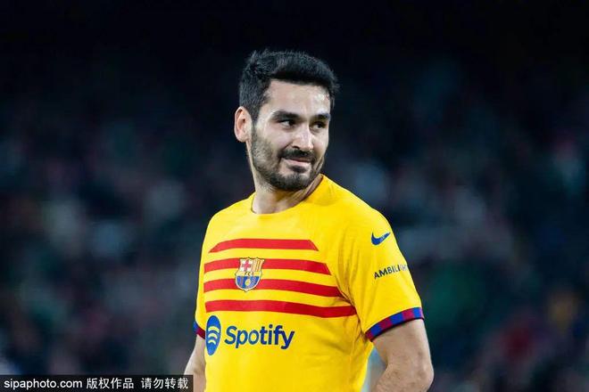 开云官网-风云突变塞维利亚关键时刻强势反弹，英超版图或变，更衣室稳定，心理建设被强调的简单介绍