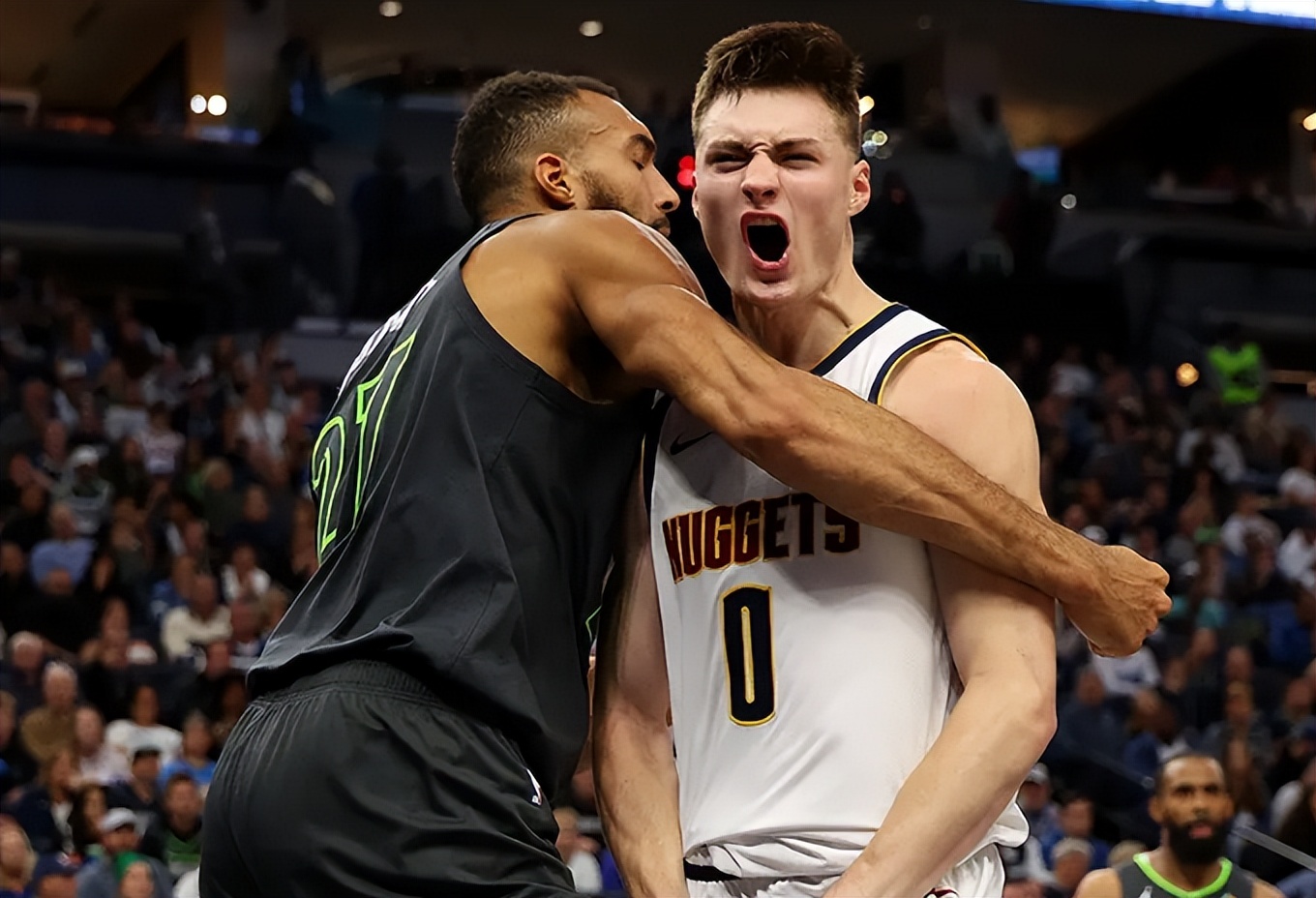 开云APP-关于明尼苏达森林狼集结日队长鼓劲，志在NBA常规赛名次提升，媒体盛赞，球队文化再被提及的信息